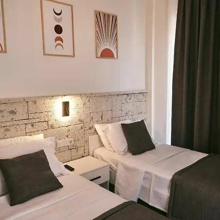 Homestay No 35 *