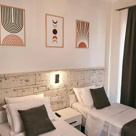 Δωμάτια σε οικογενειακή κατοικία No 35 Αλακάτι